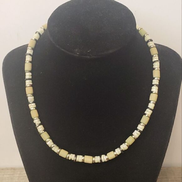 BEADED Wood & Stone Beach-Style Necklace - Picture 1 of 6